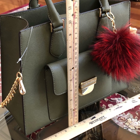 Authentic 4PCS handbag&wallet&card Case&Pom Pom - Picture 6 of 8